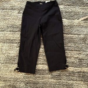 Women capri black stretchy PS NwT tummy control